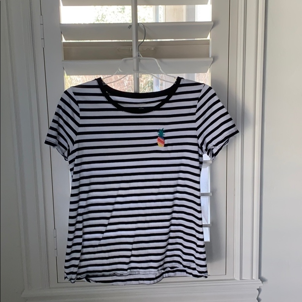 Tee shirt